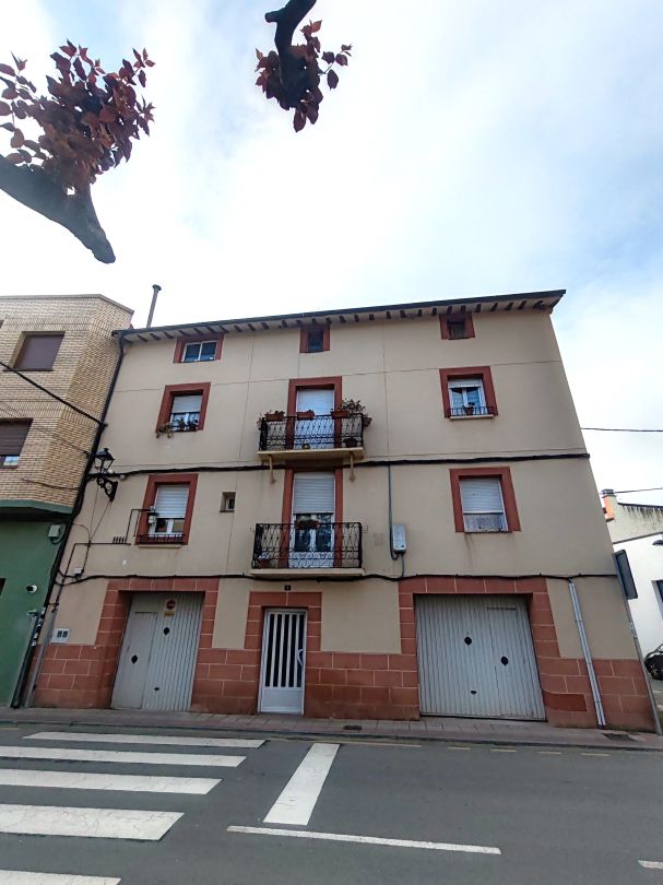 piso en venta en murillo de rio leza